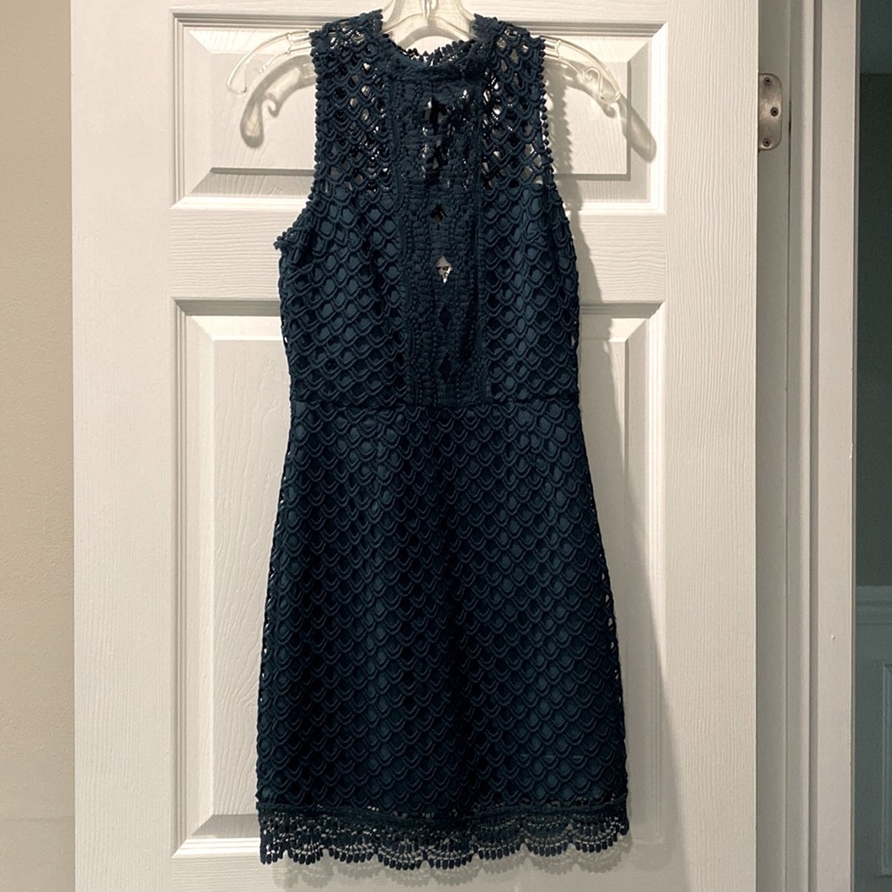 (Revolve) Saylor green dress bought on Revolve size small